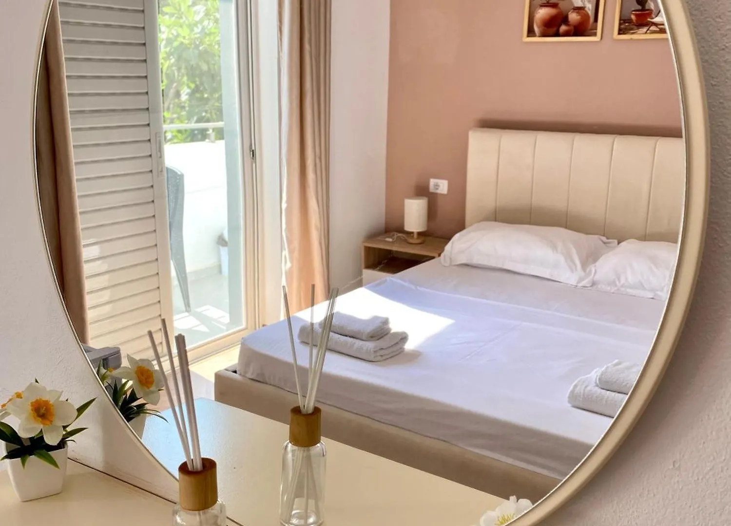 סרנדה Babo'S Apartments אלבניה
